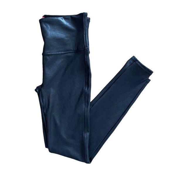 SOLD SPANX Faux Leather Leggings Black High-Waisted Countoured Sz Medium - Picture 12 of 13